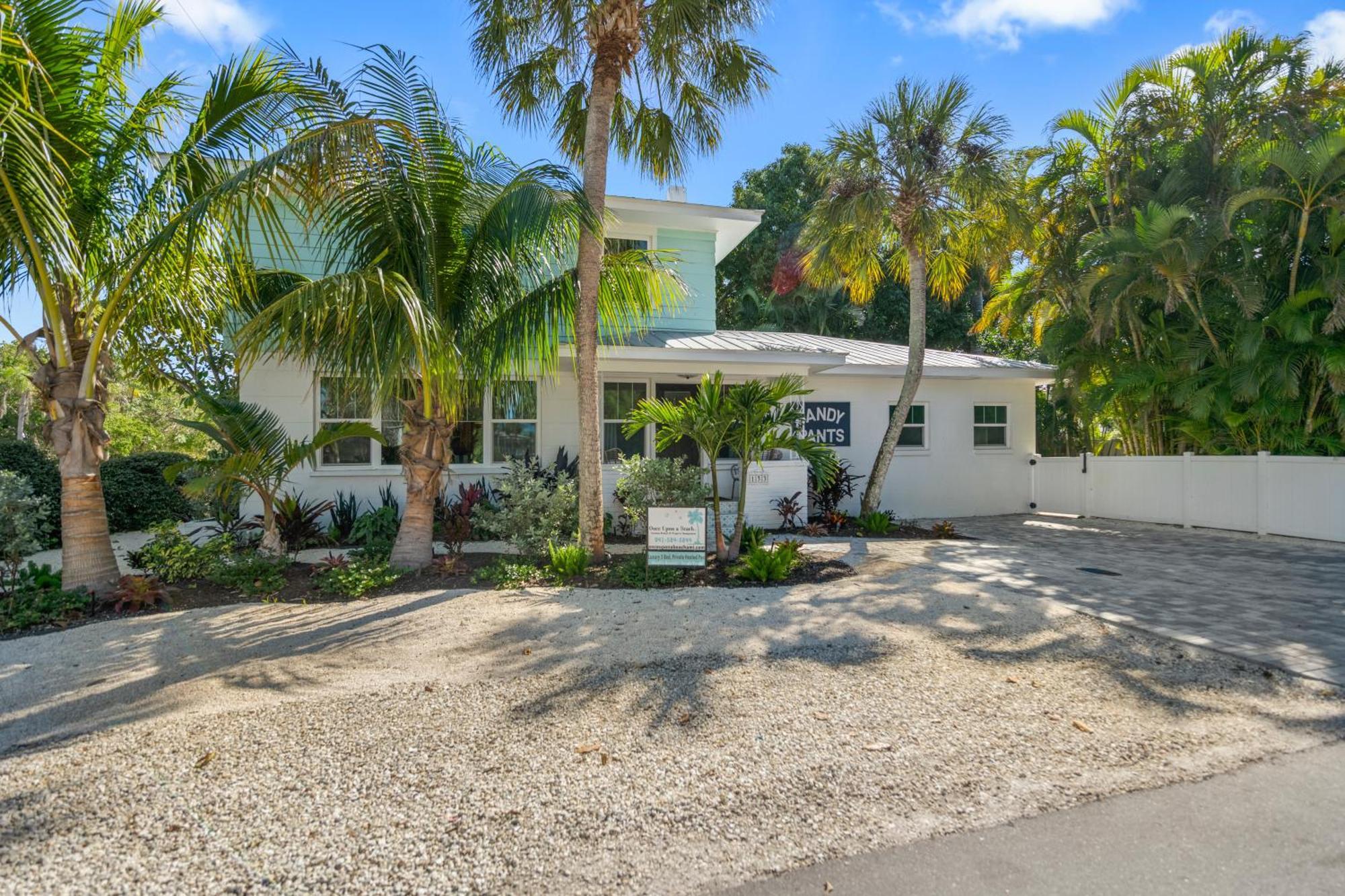 Sandy Pants - Designer Beach Chic Home Steps To Beach Backyard Oasis W Heated Pool Анна-Мария Экстерьер фото
